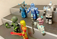 R0BL0X Toys Action Mini Figures Lot of 6 – Champions Of Roblox – 2 Incomplete