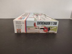 Entrenador T-28B Plane 1/48 Scale MONOGRAM Model Kit NEW Unbuilt