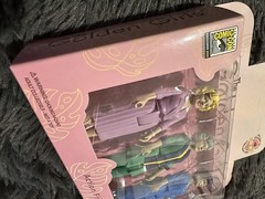 The Golden Girls SDCC25 Exclusive Limited Edition Action Figures – sealed