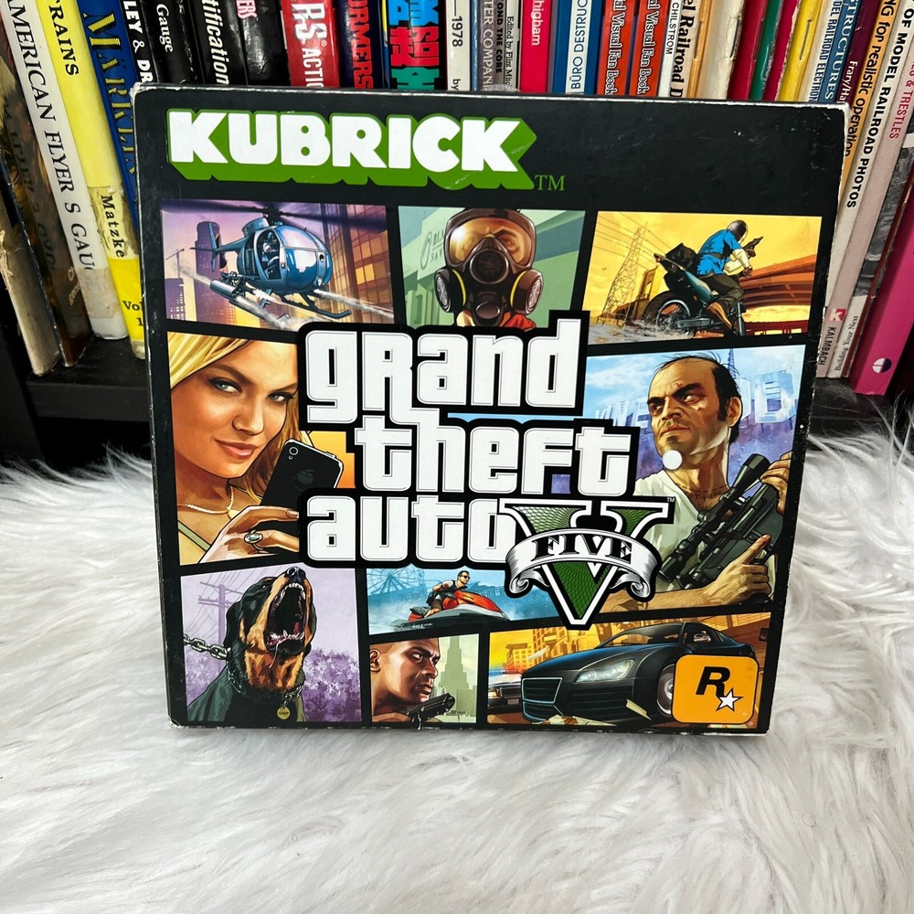 KUBRICK BEARBRICK GRAND THEFT AUTO FIVE GTAV ROCKSTAR GAMES