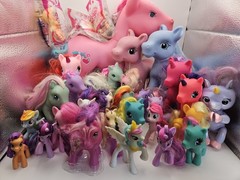 HUGE Lot Of 32 My Little Pony Assorted Vintage – Various New Age + 1 Large Fakie