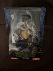 NECA GameStop Exclusive TMNT Teenage Mutant Ninja Turtles 1990 Movie Donatello