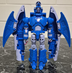 Transformers Scourge Deluxe Studio Series 86 Hasbro Voyager Class No Accessories