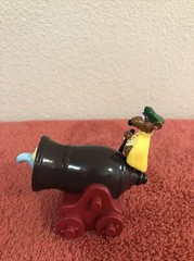 GONZO & RIZZO THE RAT Traction Car 1996 BK Muppets Treasure Island ( 1 Toy )