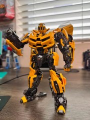 Transformation Hornet Warrior Bumblebee LTS03C 18cm Action Figure Model Boxed