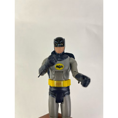 Mattel Batman DC Comics Action Figure Gray Black Cape Yellow Belt Plastic 6.5 In