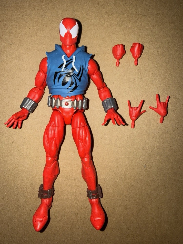 Marvel Legends Spider-Man Comic Retro Scarlet Spider 6-Inch Action Figure Hasbro