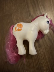 Lot Of 6 Vintage 1980s My Little Pony Toys, G1 Unicorns Pegasus