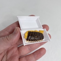 Zuru Foodie Mini Brands Fast Foods TGI Fridays Mozz Stick Ribs Wings Potstickers