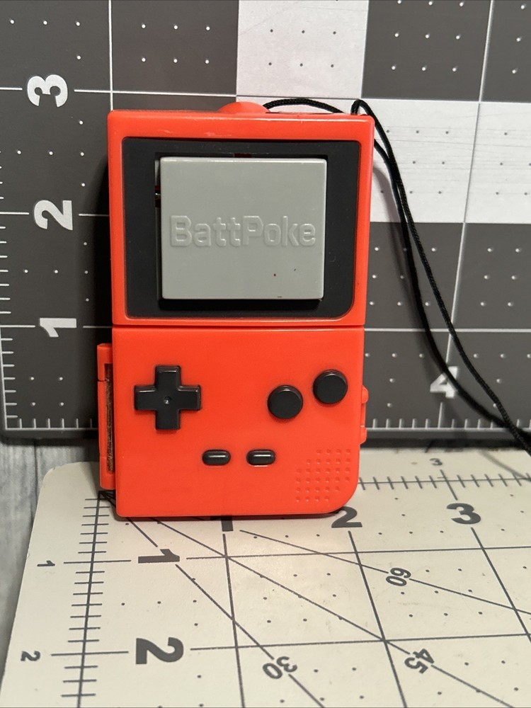 Vintage Pokemon Battle BattPoke Red Poke Ball Blaster Toy TOMY 1999
