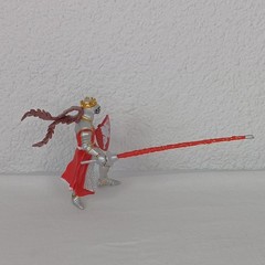 Papo 2006 Medieval Fantasy Red Silver Dragon King Hand Painted Figure