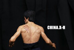 CHINA.X-H Fist of Fury Kung Fu Master Lee 1/6 Resin Tribute Statue Li Xiaolong