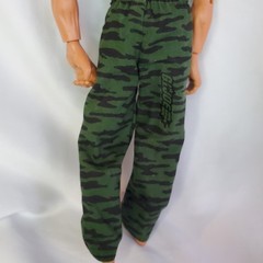 Vintage Hasbro 1996 GI Joe 12″ Action Figure in Uniform with Camo Pants
