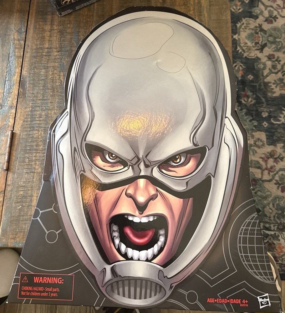 Hasbro Comic Con Exclusive 5pc Ant Man Collectible Action Figures
