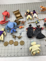 Vintage Lot of 1990s Disney ALADDIN Action Figures *COLLECTABLE * Very Good +++