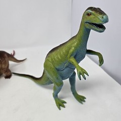 8 Vintage Dinosaur Mixed Figure Lot Multiple Sizes Species Colors Toy Plastic