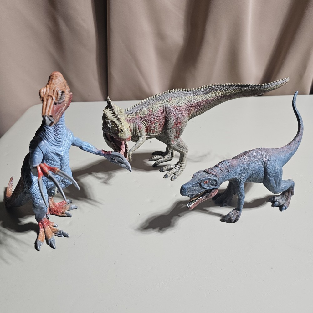 Lot of 3 Schleich Plastic Dinosaur Action Figures .