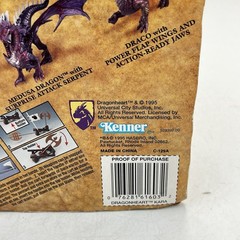 Vintage 1995 Dragonheart Kara 3.5” Figure W/ Weapons Kenner Axe Chopping Combat