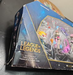 League of Legends NIB Dual Cities LIMITED 1st EDITION Champion Collection SEALED