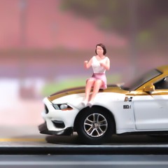 1/18 1/24 1/64 1/87 Miniatures Vest Skirt Driver Girl Scene Figures For Car Toys
