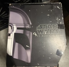 NIB Star Wars The Black Series The Mandalorian Premium Electronic Helmet