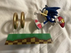 Sonic the Hedgehog Collectible Figure Loot Crate Exclusive Sonic & Rings