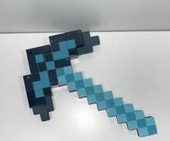 Mattel 2014 Minecraft Transforming 2-in-1 Diamond Sword Pickaxe Toy 21 in.
