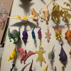 Huge Dinosaur Lot Of 100 Assorted Brands Sizes Types Skeletons Plastic, Rubber