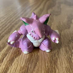 Nidoking TOMY Pokemon Figure CGTSJ 1999 Nintendo 2″ – Vintage, Pre-Owned