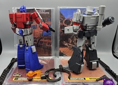 Transformers Yolopark Optimus Prime& Megatron Exclusive Model Kits Complete