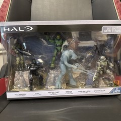 2023 World of Halo BIG SHOT BATTLE PACK Vault Exclusive Chief Arbiter WCT 6 New