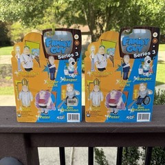 VTG Family Guy Jasper Brian’s Cousin Series 3 Pink & Blue Variants 2005 Mezco x2