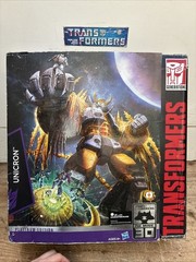 Transformers Hasbro 2016 Platinum Edition Unicron Universal Dominator Complete
