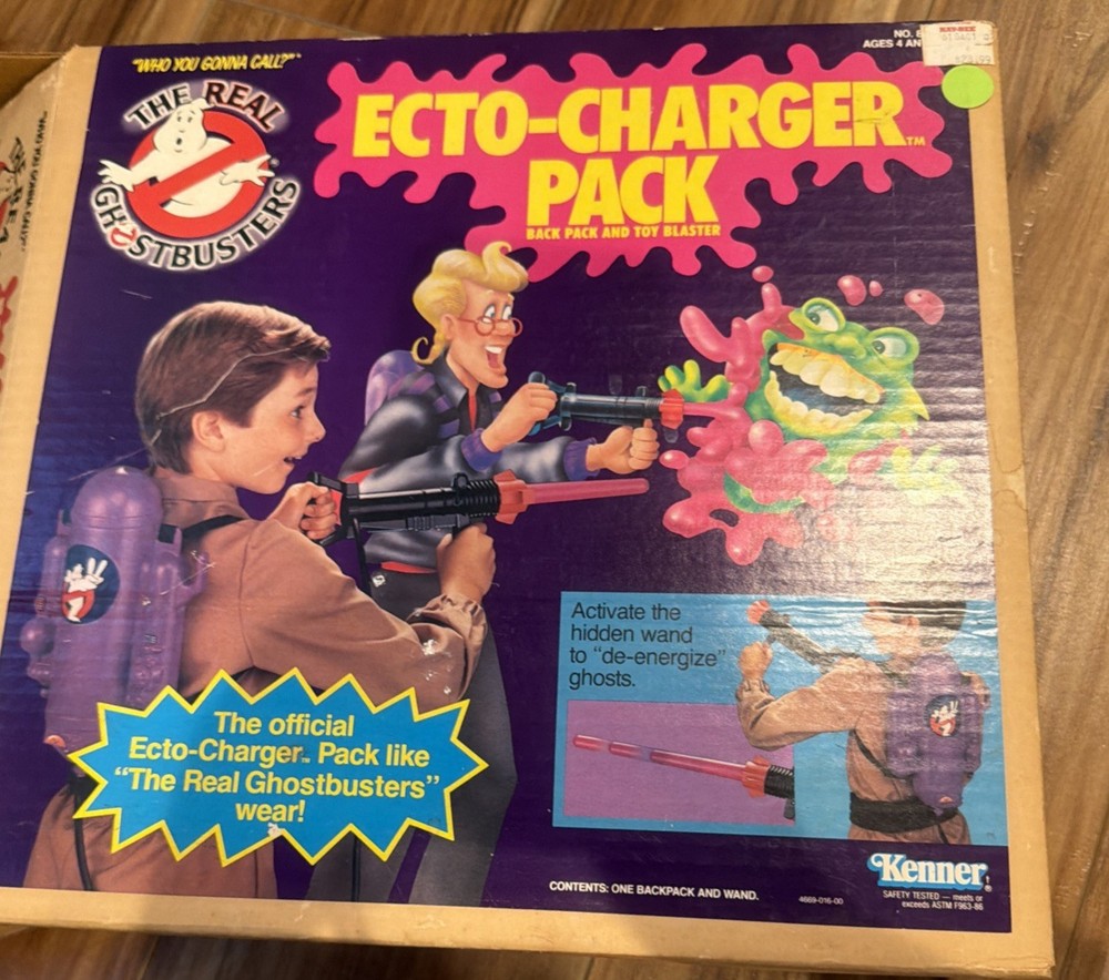 NIP Vintage Ghostbusters Echo Charger Pack With Cardboard Insert