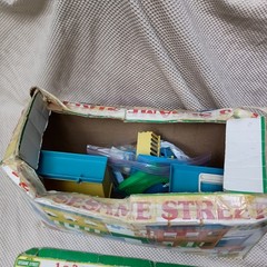 VTG 1991 ILLCO Sesame Street Playset w/ all Figures Few Missing Pieces DMGD Box