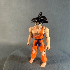 Dragon Ball Z Battle Damaged Barefoot Goku Action Figure 2003 Jakks Pacific DBZ