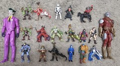MISCELLANEOUS ACTION FIGURE LOT STAR WARS SHLEICH AND PAPO KNIGHTS MOTU AND MORE