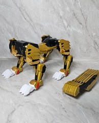 Metal Cardbot W Nightgriffon Gold gryphon Bomber Transforming Robot Plane 2025