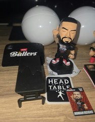 NEW Zuru WWE Ballers Series 1 RARE Roman Reigns W/ Table & Roman+Batista COMMON