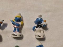 THE SMURFS PEYO PORCELAIN FIGURINES SET MINIATURES X 8