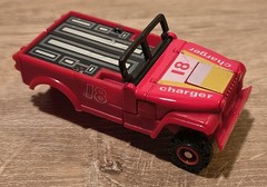 Vintage 1984 GOBOT Dynabot Motorized Military JEEP Red Charger F-15 Fighter Jet