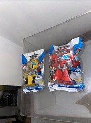 PLAYSKOOL HEROES TRANSFORMERS RESCUE BOTS 3.5 IN. HEATWAVE & BUMBLEBEE