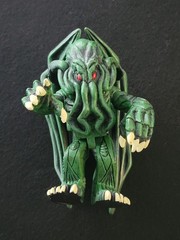 Diamond Select Toys Vinimates Cthulhu Vinyl Figure H. P. Lovecraft 2017