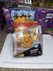 Boss Fight Studio GARFIELD WITH POOKY Action Figure Set Nickelodeon
