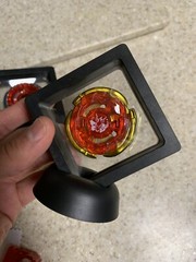 Beyblade Gold/Red Rock Leone & Storm Pegasis