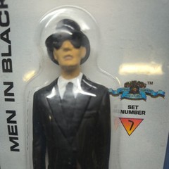 Men In Black ALIEN series Set Number 7 with trading card New