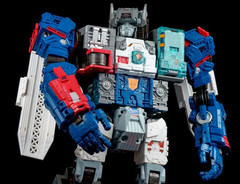 Fortress Maximus Titan Class SDCC Exclusive | Transformers Generations Titans R