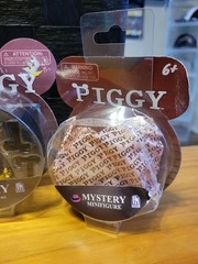 Lot Of 4 Piggy Action Figures. Tigry. Clowny. 2 Mystery. New/Old. Package Rough