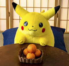 TAKARA TOMY Pokémon 30th Anniversary Welcome Back! Pikachu 1/1 Scale Figure New