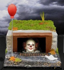 PENNYWISE CLOWN IT DIORAMA~SEWER SCENE~EVIL HORROR~STEPHEN KING~HALLOWEEN~HAUNT